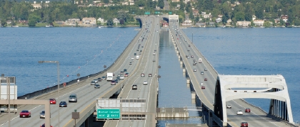 The Seattle Marathon route along I-90, the floating bridge) The Seattle Marathon route along I-90, the floating bridge)