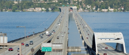 The Seattle Marathon route along I-90, the floating bridge)